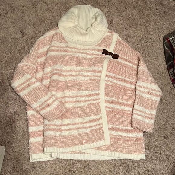 Calvin Klein sweater - Picture 1 of 5